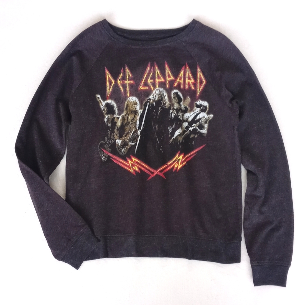Def Leppard Band Brown Long Sleeve Concert Sweatshirt Women’s Top XS